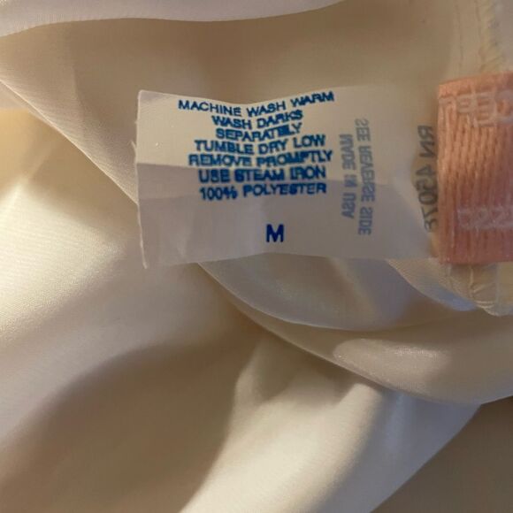 Intimate Concepts by Terry Russo Size Medium - Picture 7 of 9